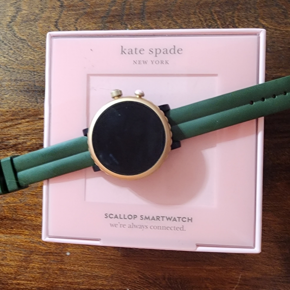 Kate Spade Scalloped Smartwatch Green
